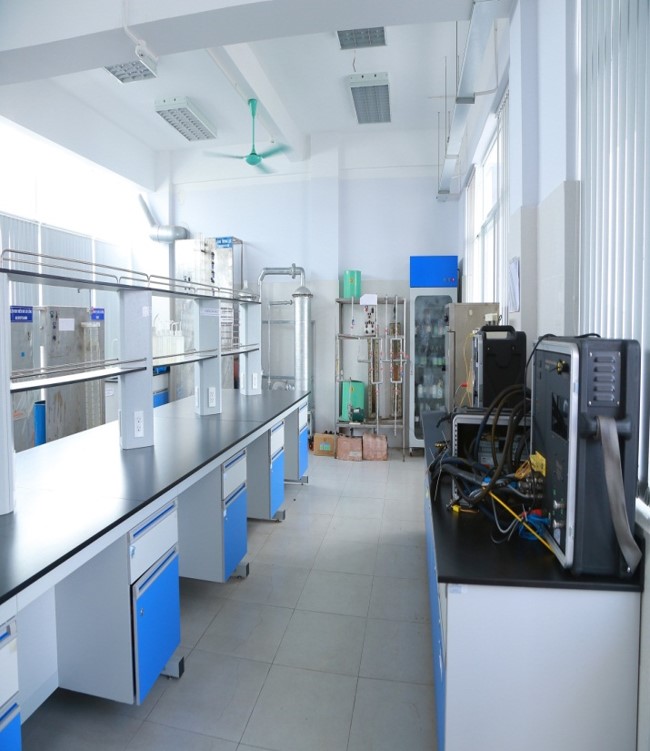 Giới thiệu phòng thí nghiệm Khoa Sinh học và Môi trường
